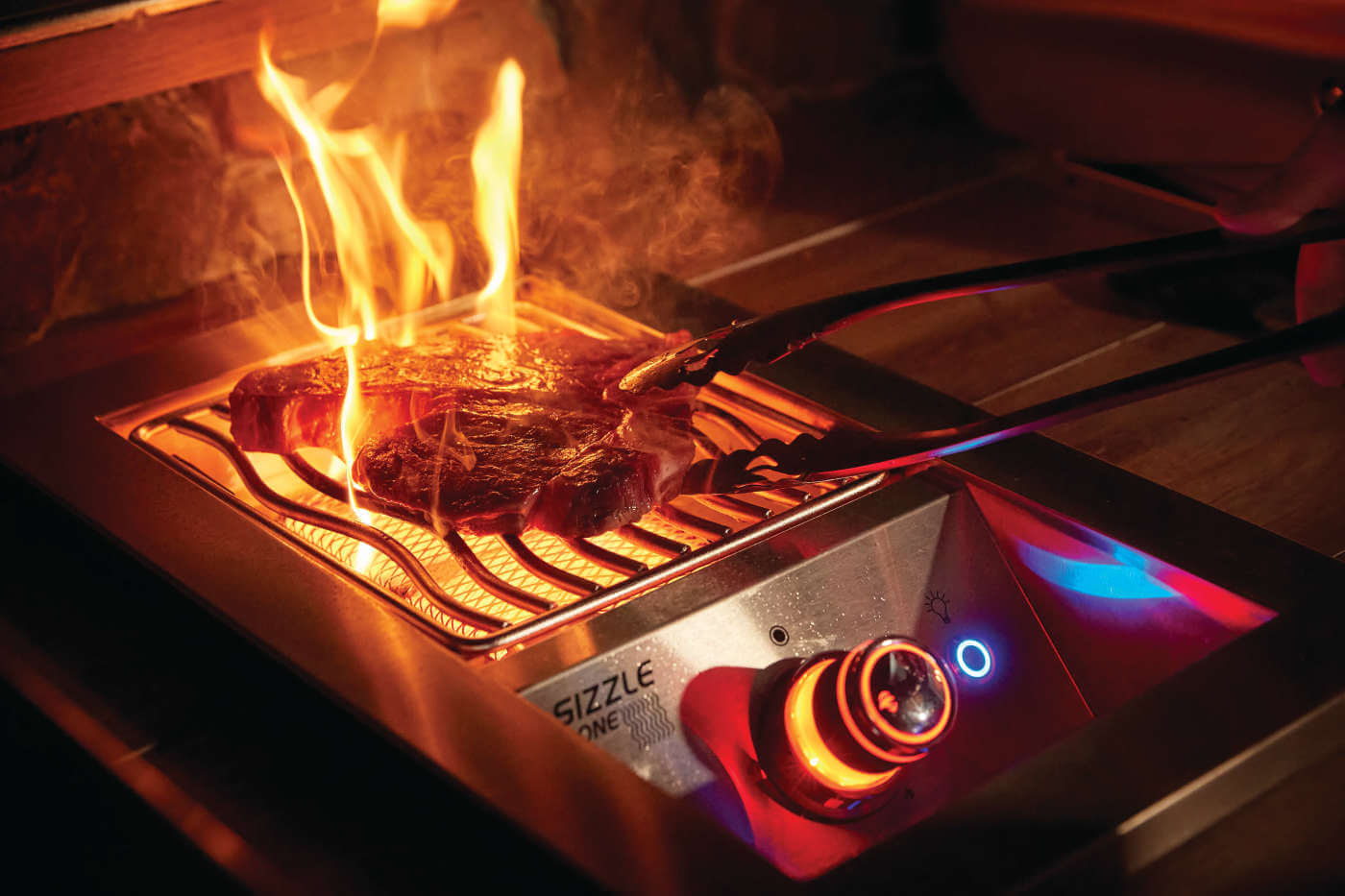 Built-In 700 Series 32" with Infrared Rear Burner Propane, Stainless Steel