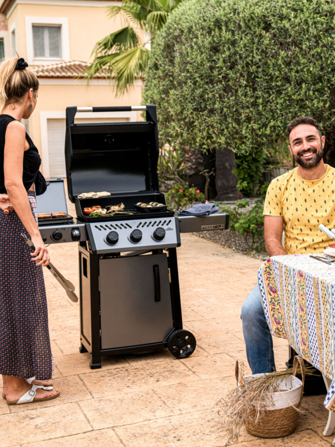 Napoleon Freestyle 365 – Value, Versatility, and Flavor