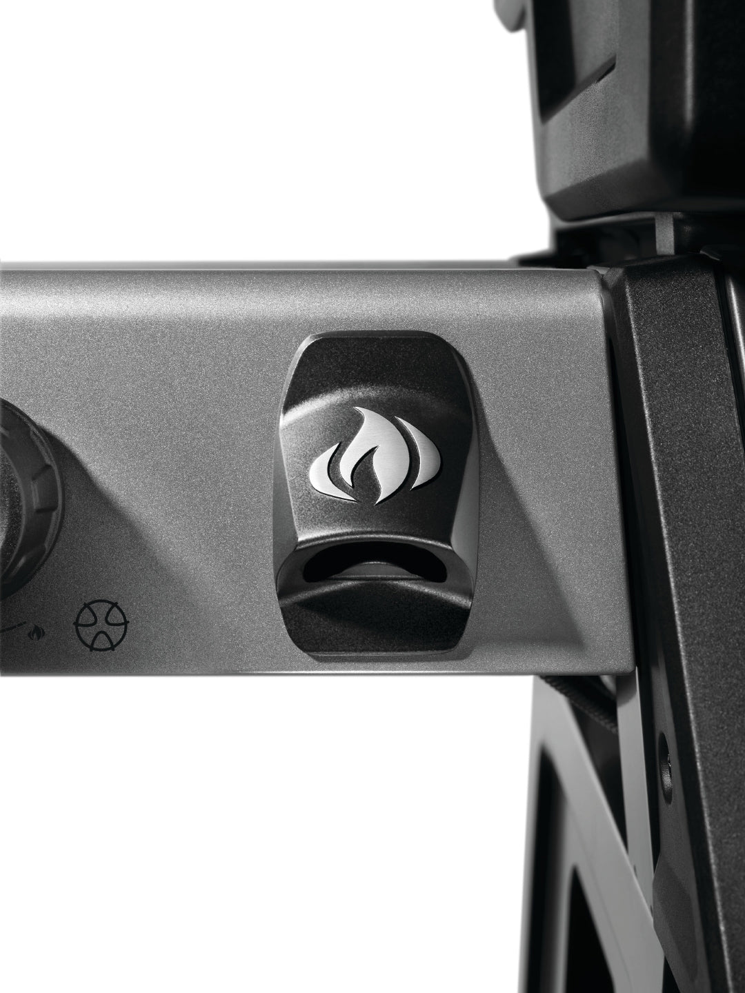 Napoleon Freestyle 425 – Style, Power, and Performance