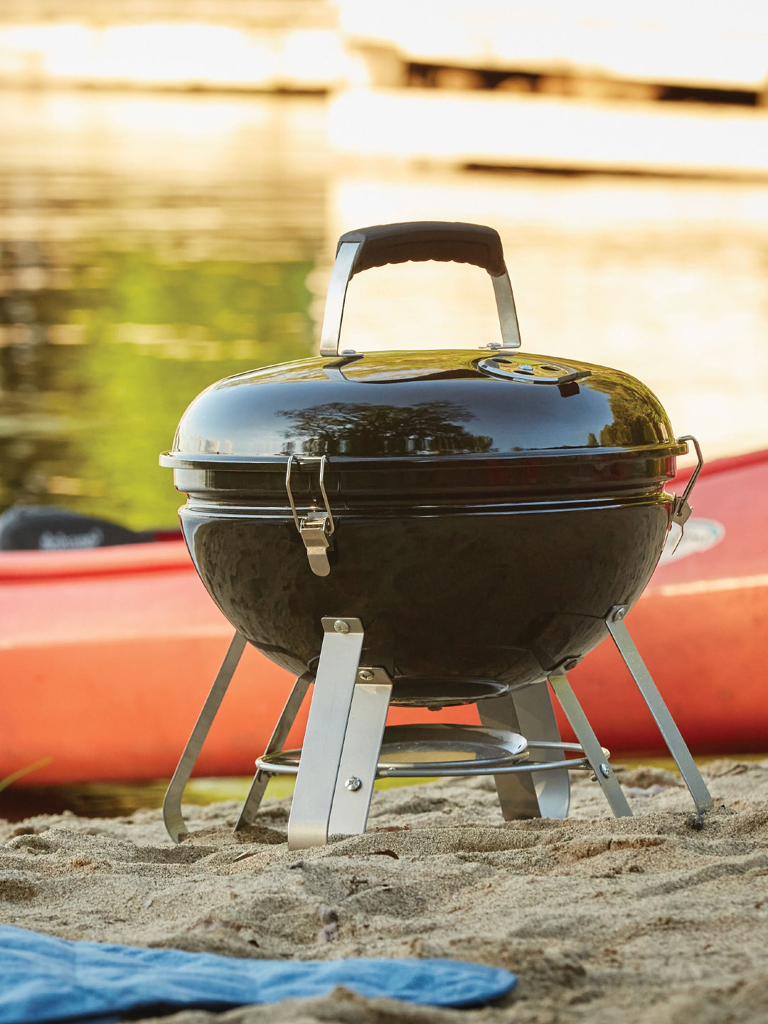 Napoleon NK14 Portable Charcoal Grill – 14-Inch Compact BBQ for Outdoor Cooking
