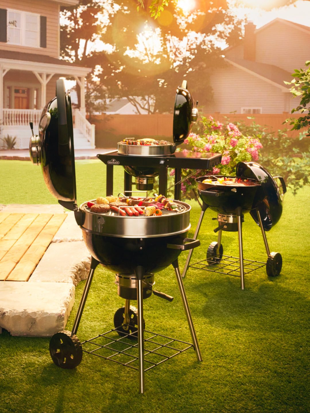 Napoleon PRO22 – The Professional Charcoal Experience